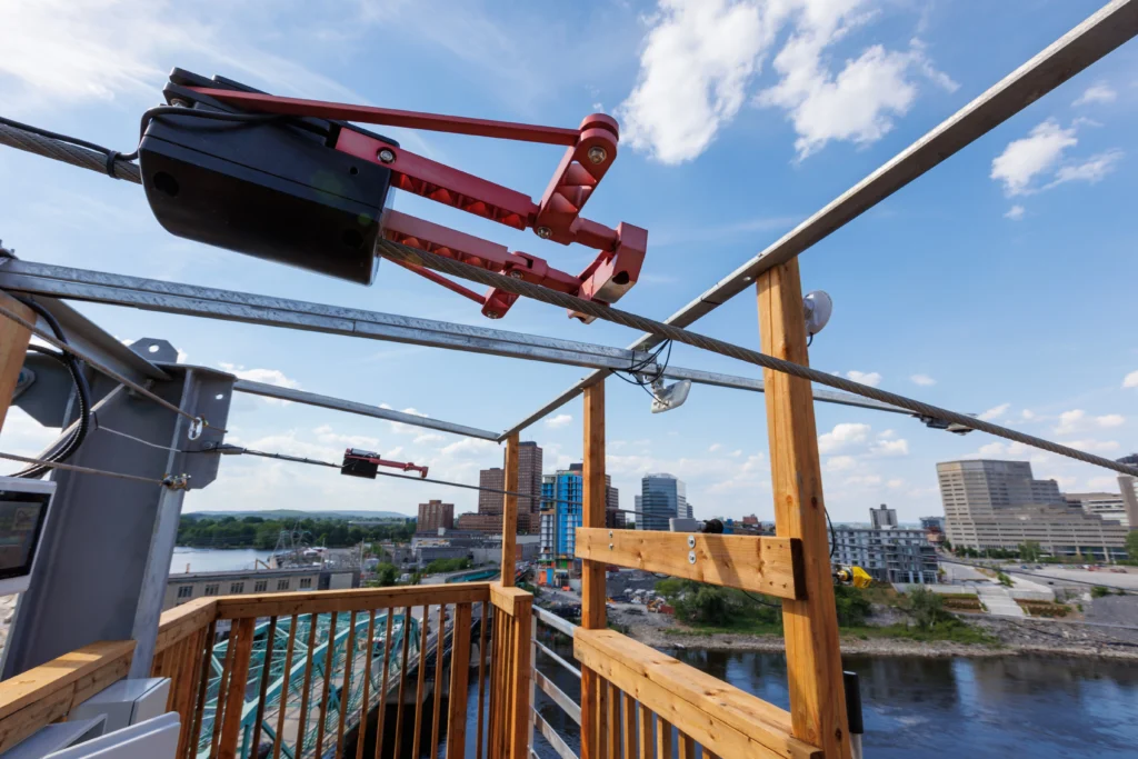 _59A0275 Zipline